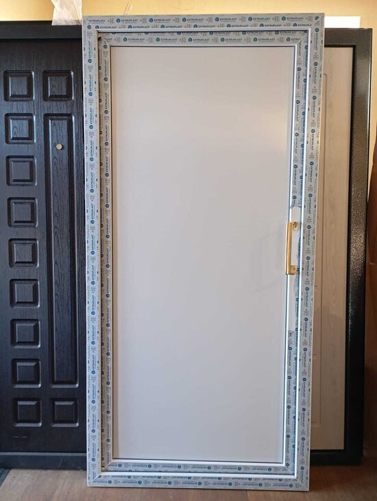 Pvc durvis saimniecības , ražošanas telpai