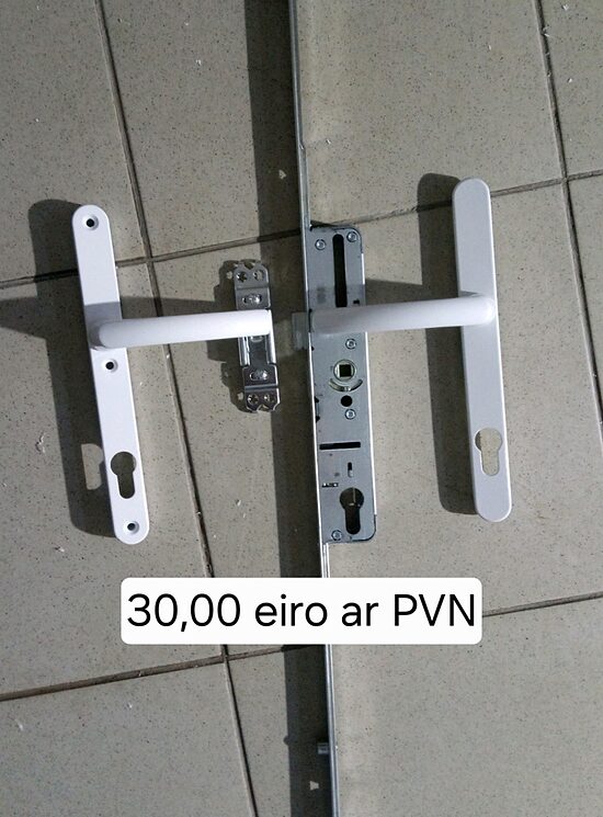 PVC durvju furnitūras komplekts Vorne