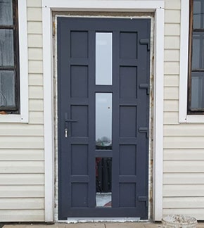 PVC durvis ar stiklu, krāsa antracīts, pieejamas citas krāsas